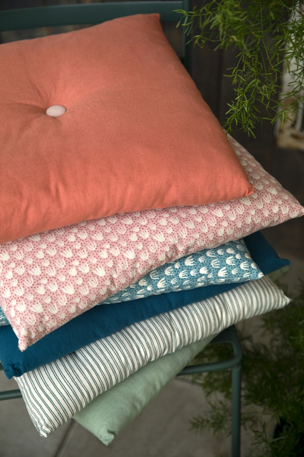 Avaliable30March_Cushion_SostreneGrene_OutdoorLiving_2